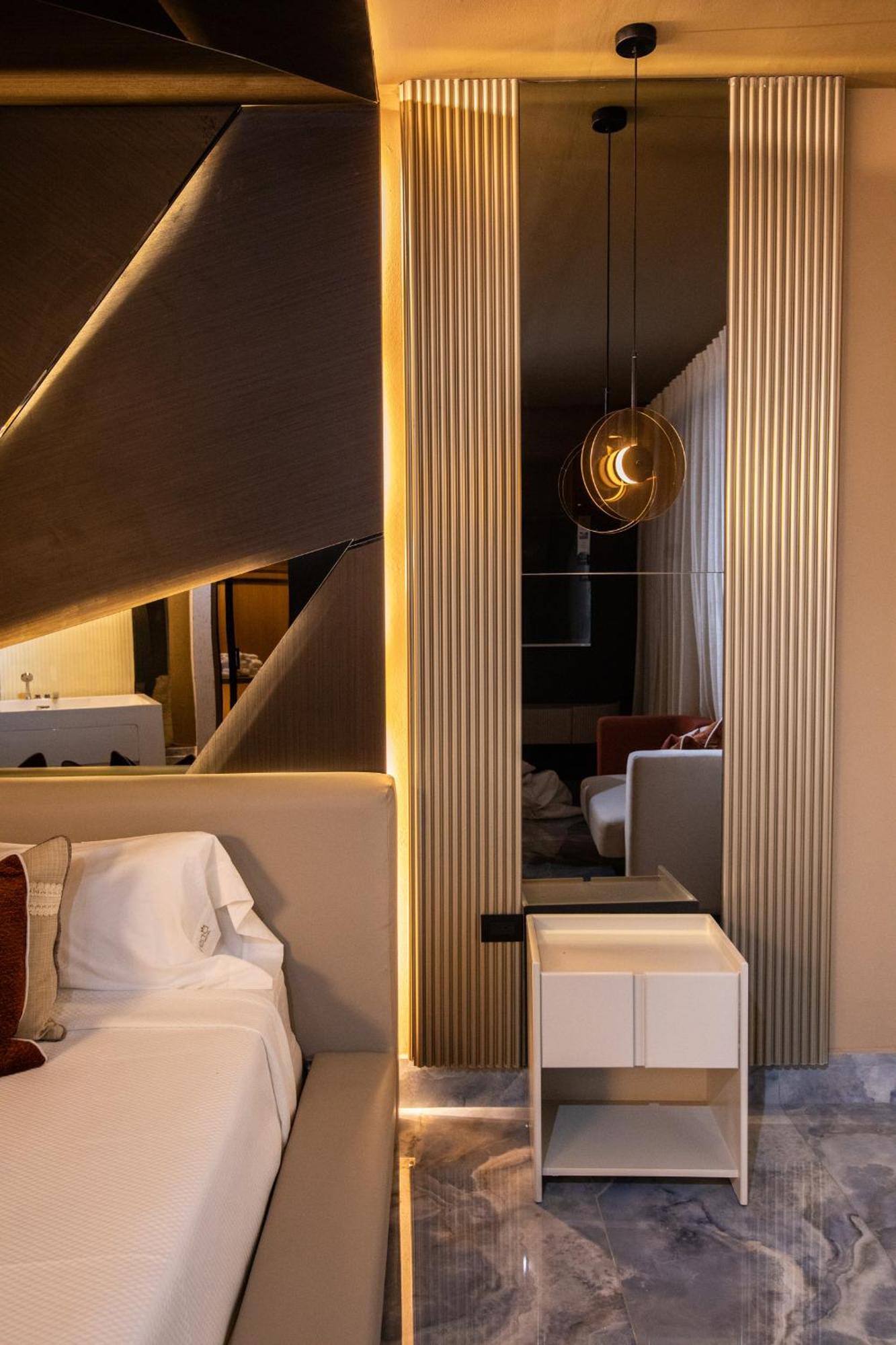 Lovera Hotel ซานติอาโก เด ลอสกาบาเญโรส ภายนอก รูปภาพ